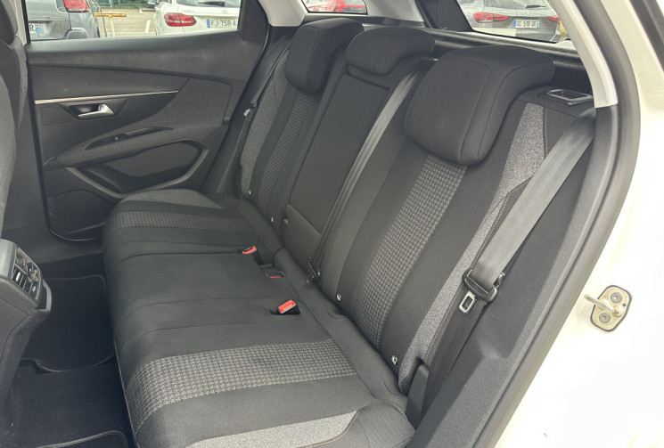 Peugeot 3008 1.5 BlueHDi 130ch Active Business / MOTEUR NEUF 7000 KM SUR FACTURE / GARANTIE