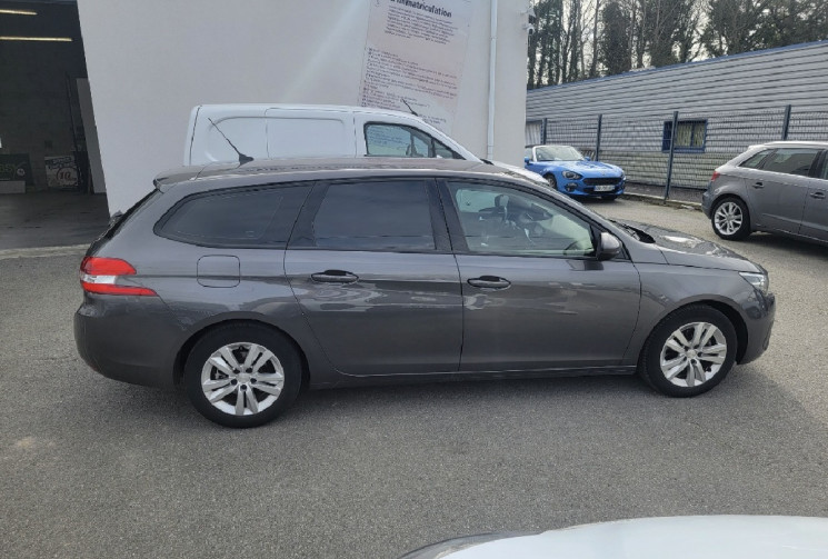 Peugeot 308 SW  II (T9) 130 cv 1.5 BlueHDi active business 