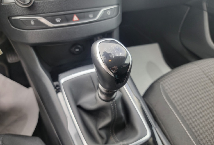 Peugeot 308 SW  II (T9) 130 cv 1.5 BlueHDi active business 