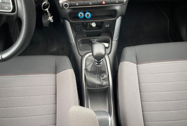 Citroën C3 Aircross SHINE 1.2 THP 110 CV - BON ETAT - COURROIE DE DISTRIBUTION OK - GARANTIE 12 MOIS