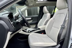 Volvo XC40 2.0 D4 190 AWD Geartronic8 BUSINESS + Toit Pano Ouvrant / 2e Main / Full suivi Volvo