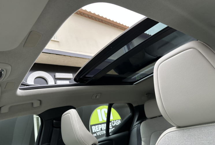 Volvo XC40 2.0 D4 190 AWD Geartronic8 BUSINESS + Toit Pano Ouvrant / 2e Main / Full suivi Volvo