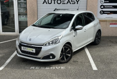 Peugeot 208 1.2 PureTech 110 ch Tech Edition 5p / Entretien complet / Courroie Neuve
