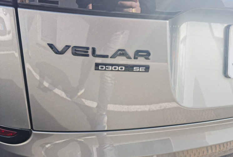Land-Rover RANGE ROVER VELAR D300 SDV6 300 CH R-DYNAMIC SE 4WD BVA
