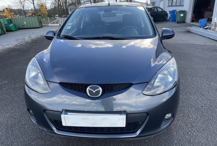 Mazda 2 1.5 i 103 CV  PERFORMANCE