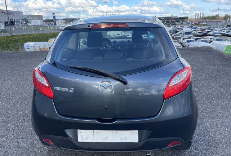 Mazda 2 1.5 i 103 CV  PERFORMANCE