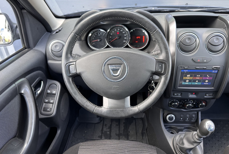 Dacia Duster Phase 2 1.5 dCi 4x4 110CV PRESTIGE / Attelage