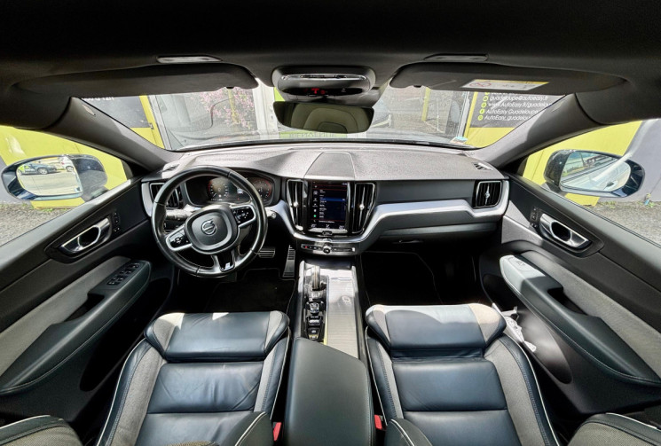 Volvo XC60 II B4 2.0 TDi 16V Mild Hybrid AWD Geartronic8 197 cv // R design // Boîte automatique
