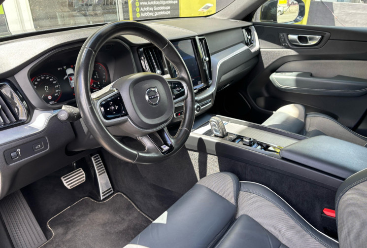 Volvo XC60 II B4 2.0 TDi 16V Mild Hybrid AWD Geartronic8 197 cv // R design // Boîte automatique