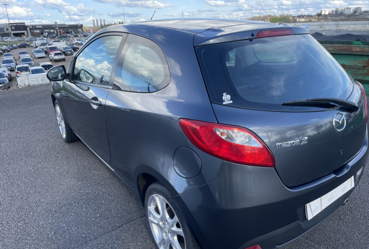Mazda 2 1.5 i 103 CV  PERFORMANCE