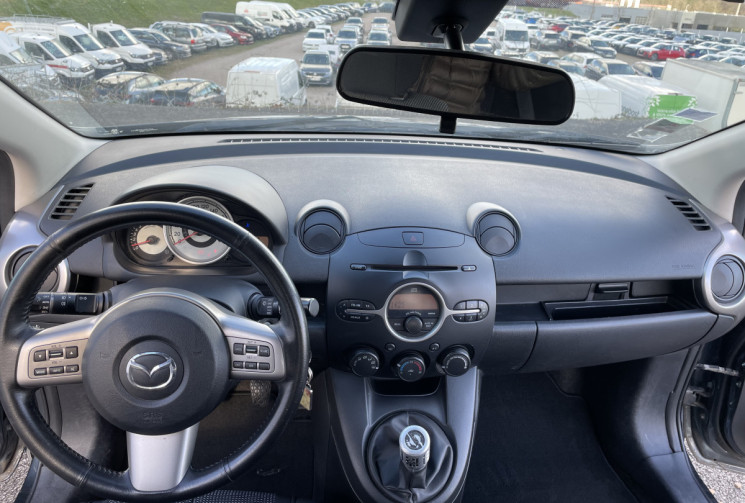 Mazda 2 1.5 i 103 CV  PERFORMANCE