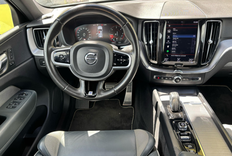 Volvo XC60 II B4 2.0 TDi 16V Mild Hybrid AWD Geartronic8 197 cv // R design // Boîte automatique