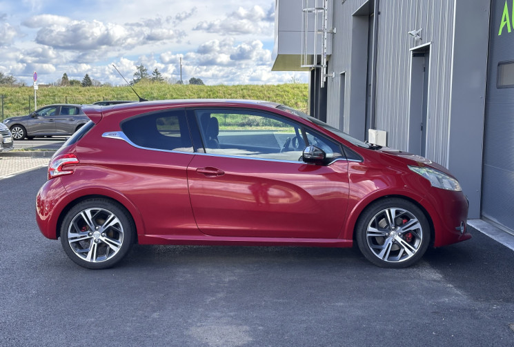 Peugeot 208 3 Portes GTI 1.6 THP 16V 200 cv