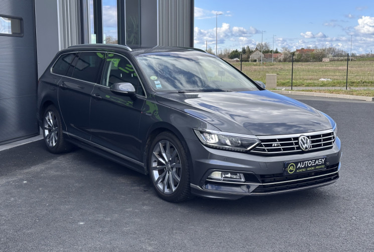 Volkswagen Passat SW 2.0 TDI 4Motion DSG7 240 cv R-LINE / Attelage