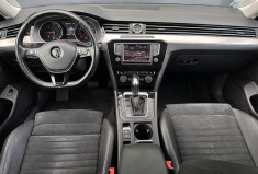 Volkswagen Passat SW 2.0 TDI 4Motion DSG7 240 cv R-LINE / Attelage