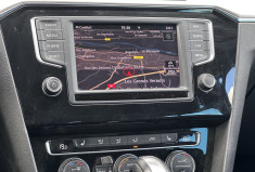 Volkswagen Passat SW 2.0 TDI 4Motion DSG7 240 cv R-LINE / Attelage