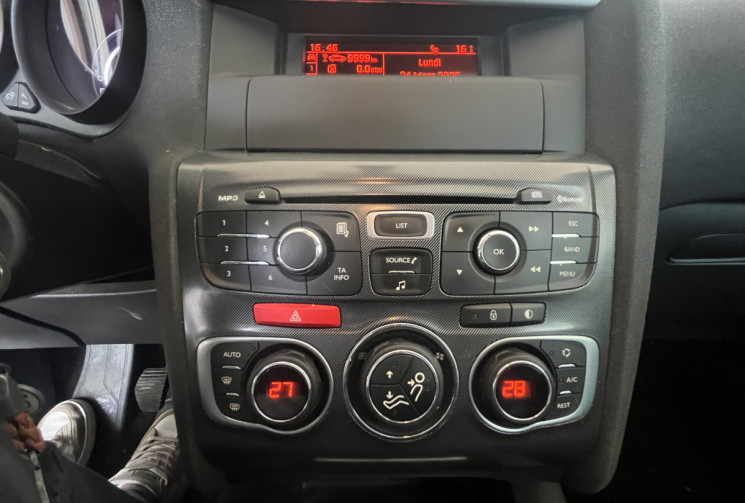 Citroën C4 II 1.6 VTi CONFORT 120 ch / CHAINE DE DISTRIBUTION