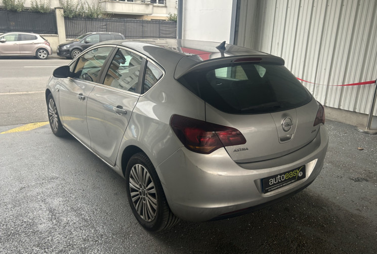 Opel Astra J 1.7 CDTI 