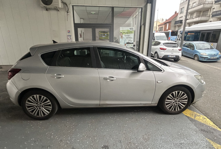 Opel Astra J 1.7 CDTI 