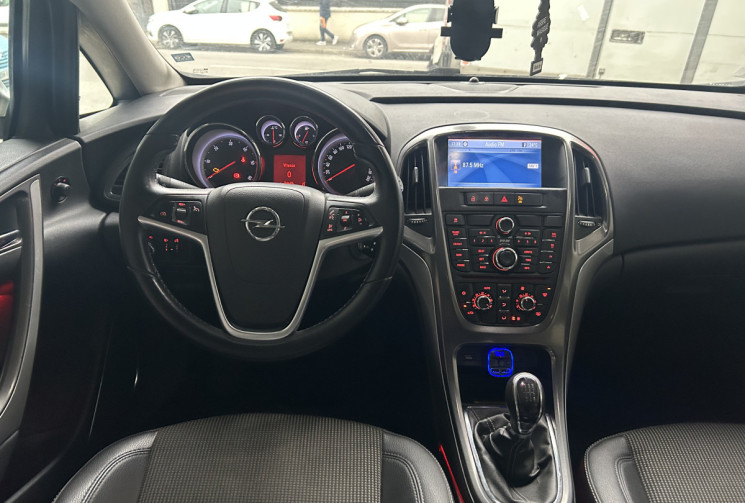 Opel Astra J 1.7 CDTI 