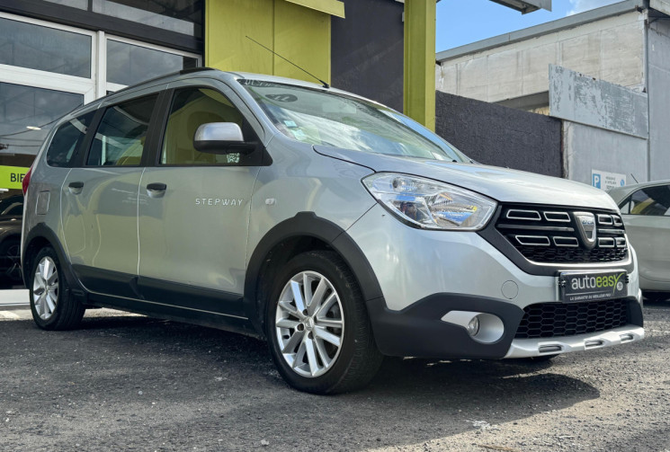 Dacia Lodgy 1.5 Blue dCi 115 cv Stepway // 7 places