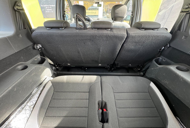 Dacia Lodgy 1.5 Blue dCi 115 cv Stepway // 7 places