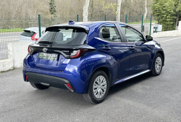 Toyota Yaris 1.5 VVTI 116H DYNAMIC E-CVT MY22 * ENTRETIEN TOYOTA * GARANTIE JUSQU'AU 31/05/2026