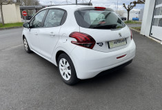 Peugeot 208 1.2 PureTech 68ch Like / DISTRIBUTION OK / CLIMATISATION / GTIE 6 MOIS