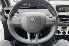 Peugeot 208 1.2 PureTech 68ch Like / DISTRIBUTION OK / CLIMATISATION / GTIE 6 MOIS