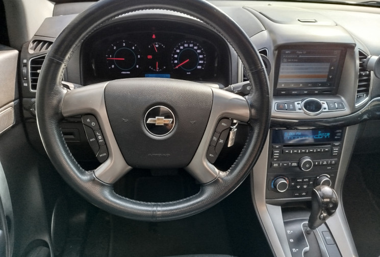 Chevrolet CAPTIVA 2.2 VCDi AWD 16V 184 ch / 7 places / TOIT OUVRANT