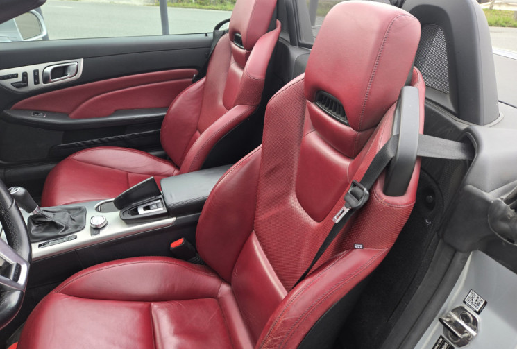 Mercedes SLK 250CDI 2.1 CDi  7G-TRONIC+ 204 cv *carplay * radars AV/AR * Full cuir rouge*           