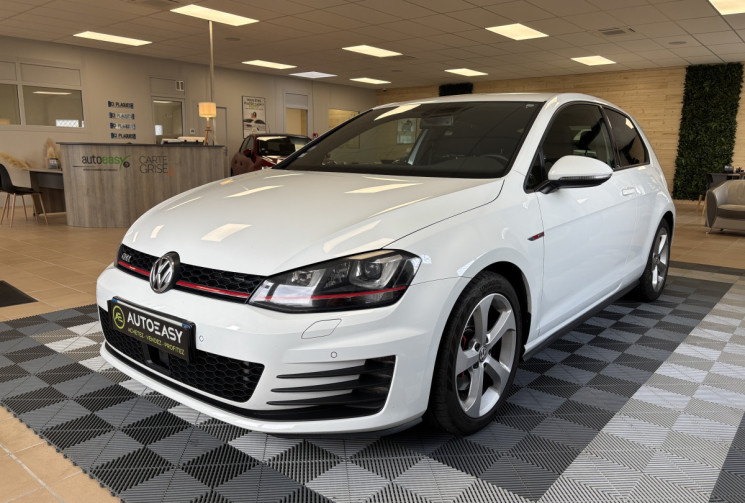 Volkswagen Golf VII GTI 2.0 TFSI DSG6 220 GTI / ORIGINE FRANCE / CT VIERGE