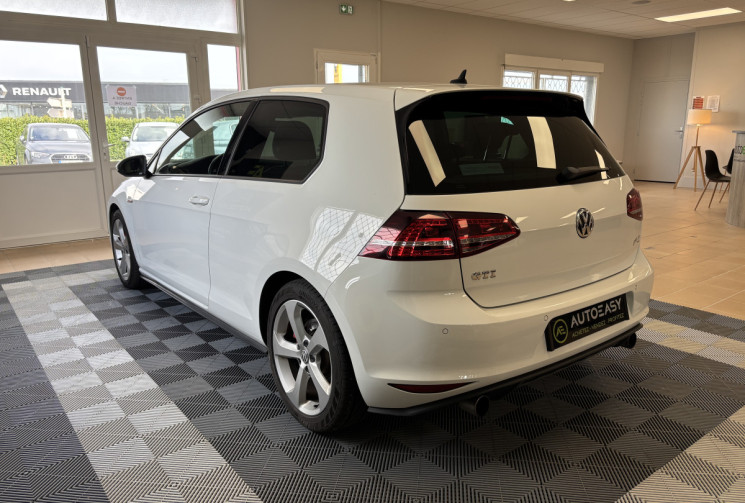 Volkswagen Golf VII GTI 2.0 TFSI DSG6 220 GTI / ORIGINE FRANCE / CT VIERGE