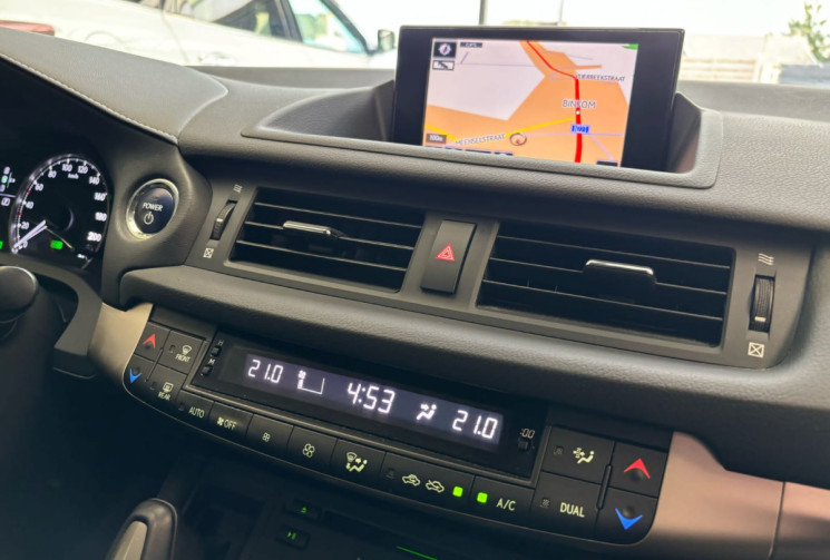 Lexus CT 200 F SPORT  136 CH HYBRID CVT   - 56412 KM