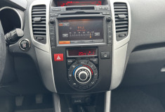 Kia VENGA 1.6 CRDi  115 CH 1ERE MAIN