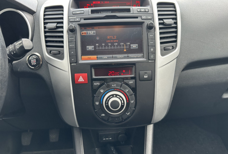 Kia VENGA 1.6 CRDi  115 CH 1ERE MAIN