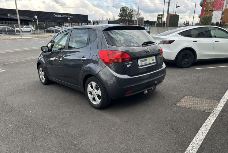 Kia VENGA 1.6 CRDi  115 CH 1ERE MAIN