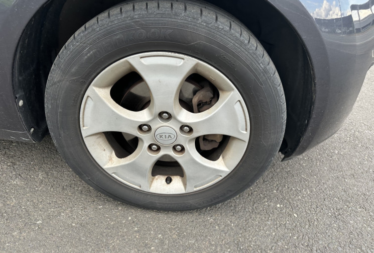 Kia VENGA 1.6 CRDi  115 CH 1ERE MAIN