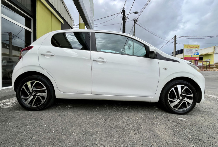 Peugeot 108 1.0 VTi 12V 69 cv ACTIVE / Moteur à chaine issu de l'alliance avec Toyota / 100% fiable