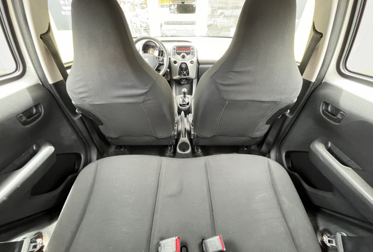 Peugeot 108 1.0 VTi 12V 69 cv ACTIVE / Moteur à chaine issu de l'alliance avec Toyota / 100% fiable