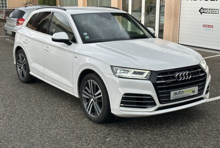 Audi Q5 55 TFSI e 367 ch S line quattro S tronic 7 / Entretien intégral Audi / Première main / Tva