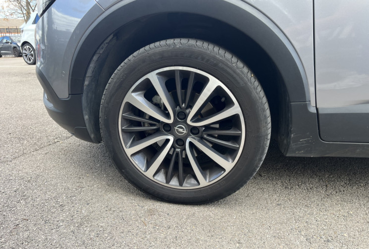 Opel CROSSLAND X 1.2 Turbo 110ch Design 120 ans / Suivi d'entretien à jour