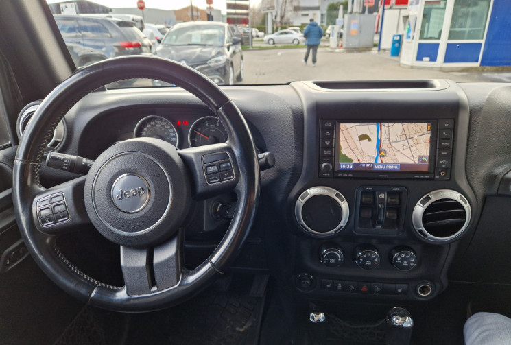 Jeep WRANGLER UNLIMITED JK SAHARA 5 portes 2.8 crdi 200cv 