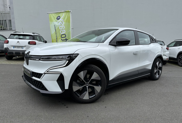 Renault Megane E-Tech Electric EV40 130ch Equilibre standard charge