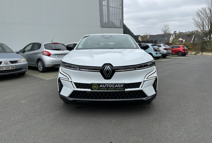 Renault Megane E-Tech Electric EV40 130ch Equilibre standard charge