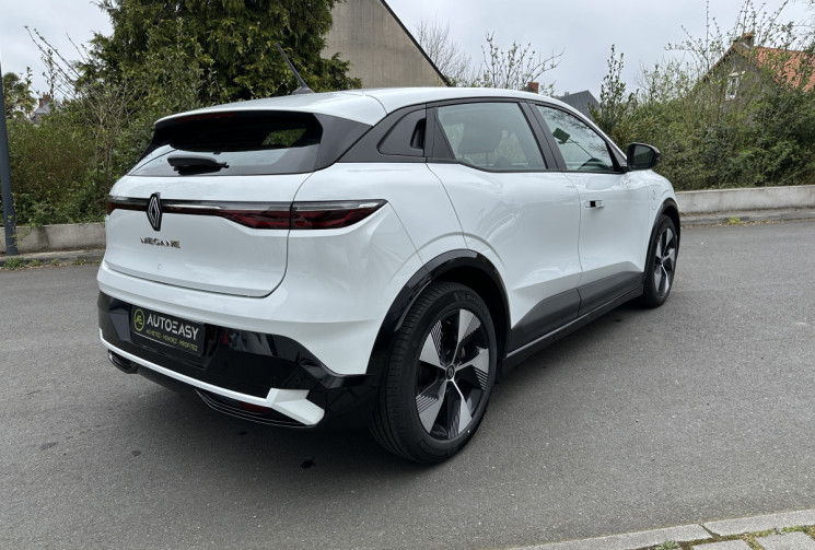 Renault Megane E-Tech Electric EV40 130ch Equilibre standard charge
