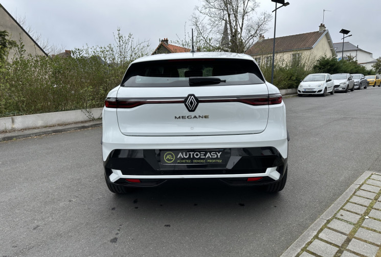 Renault Megane E-Tech Electric EV40 130ch Equilibre standard charge