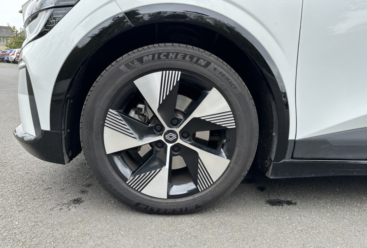 Renault Megane E-Tech Electric EV40 130ch Equilibre standard charge