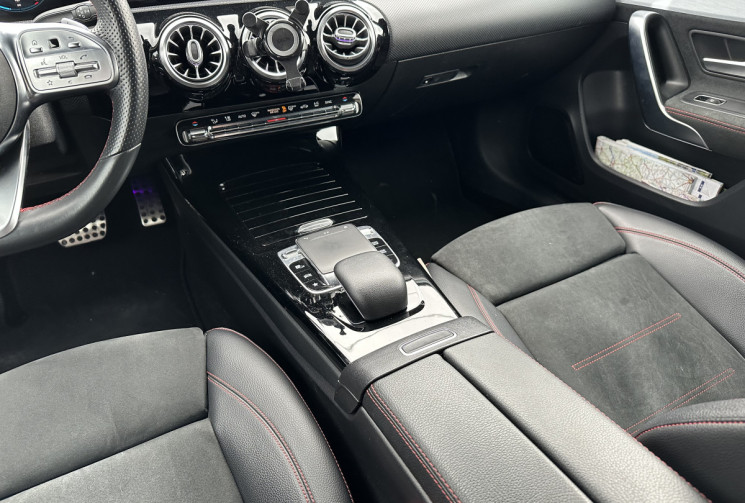 Mercedes Classe A  200  7G-DCT 163 AMG LINE