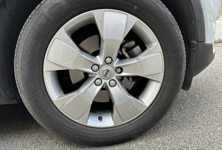 Volvo XC40 2.0 D4 190 AWD Geartronic8 BUSINESS + Toit Pano Ouvrant / 2e Main / Full suivi Volvo